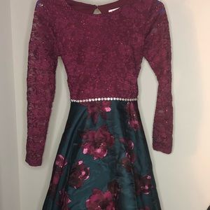 A Burgundy and Dark Green Evening Dress for Girls